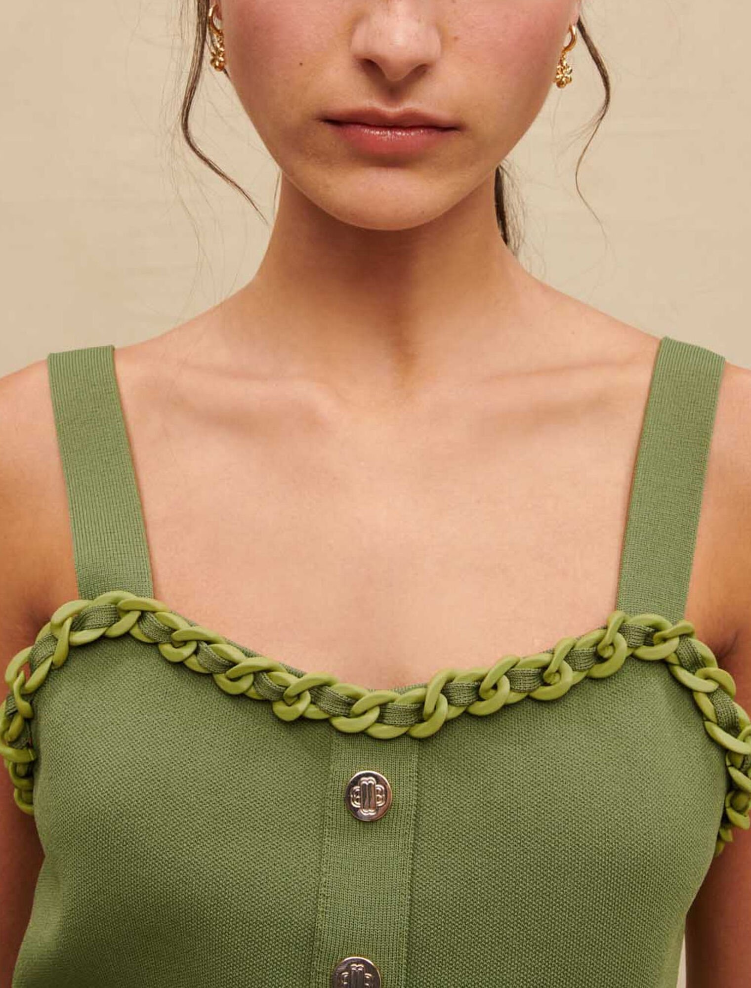 Backless crop top