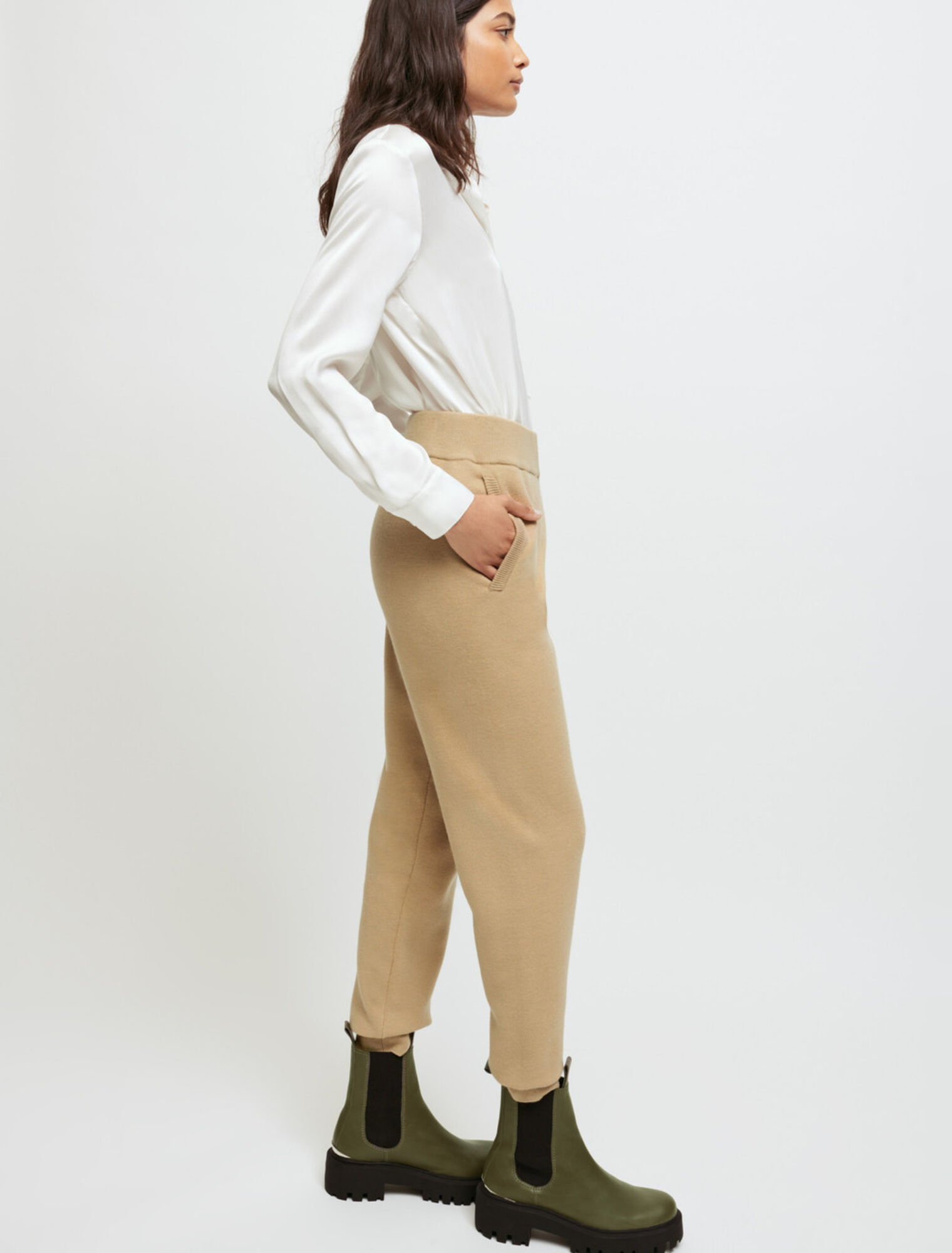 Knitted jogging pants
