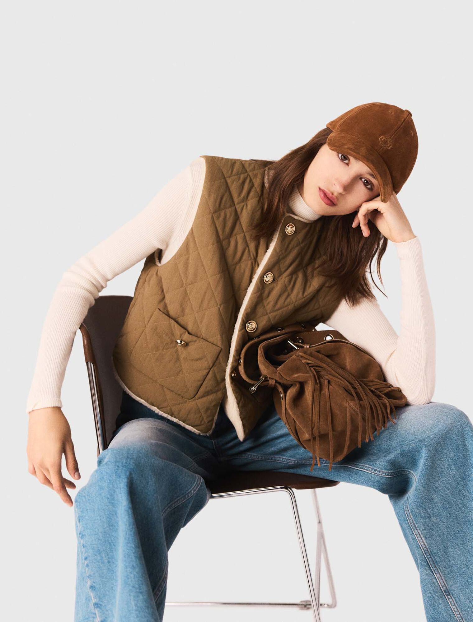Short sleeveless puffer jacket Short sleeveless puffer jacket