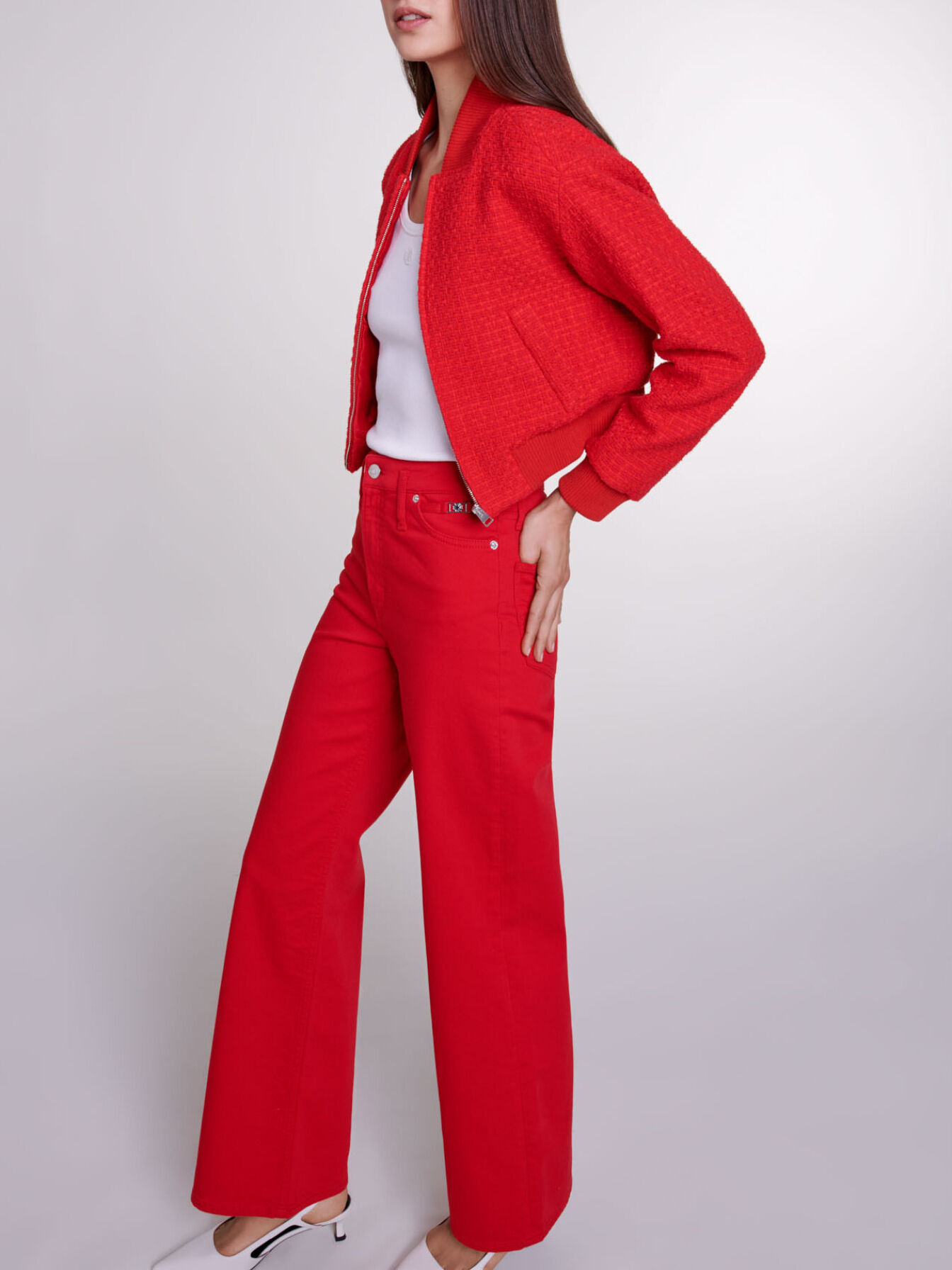 Wide-leg denim jeans