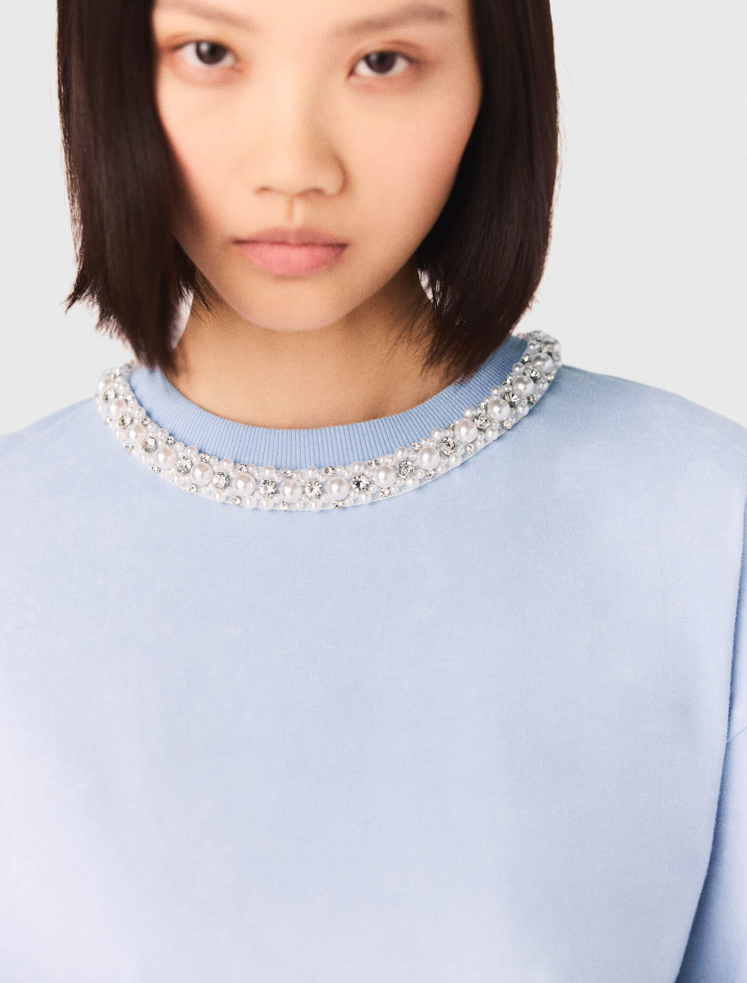 Jewellery neck T-shirt