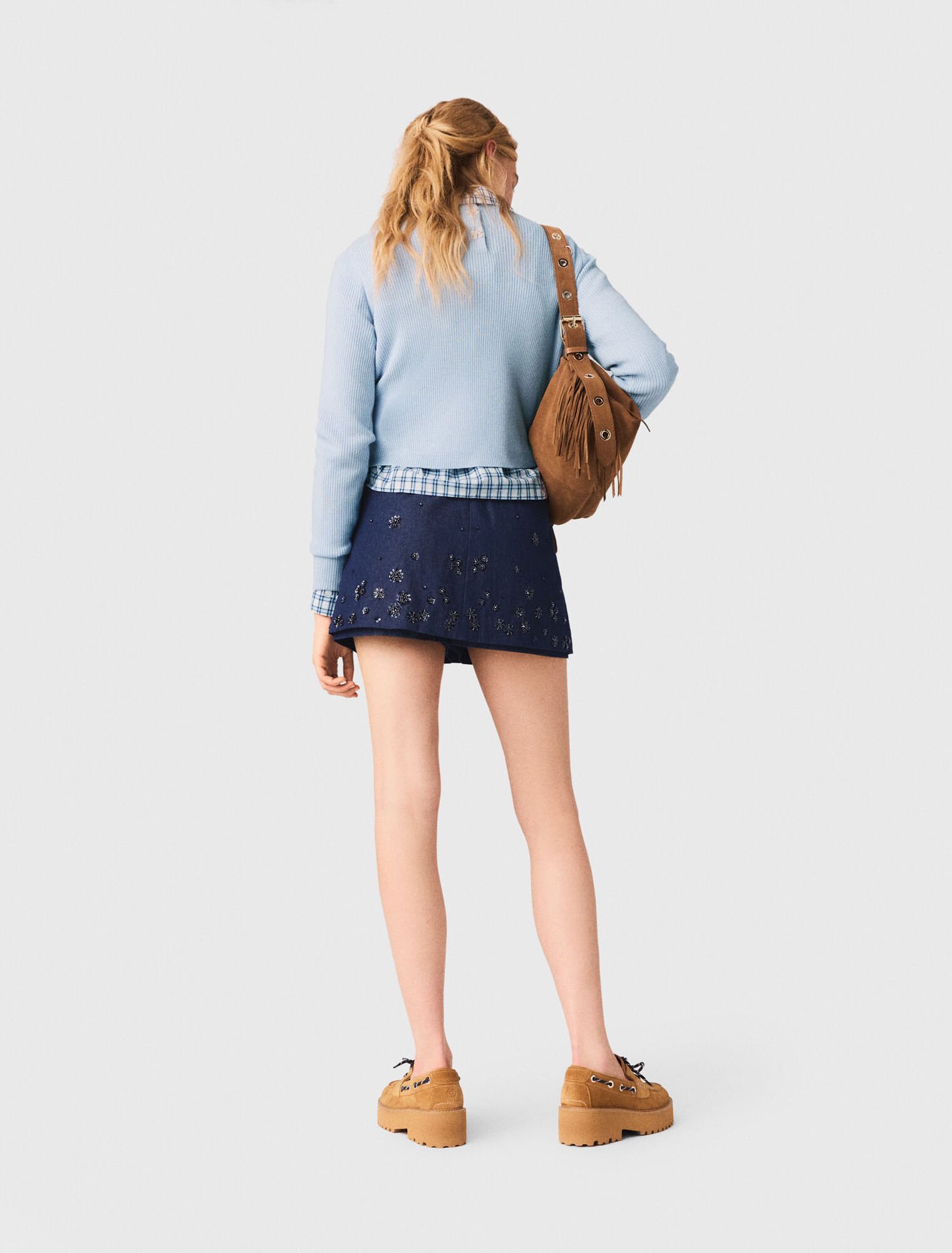 Sweater with jewelled buttons