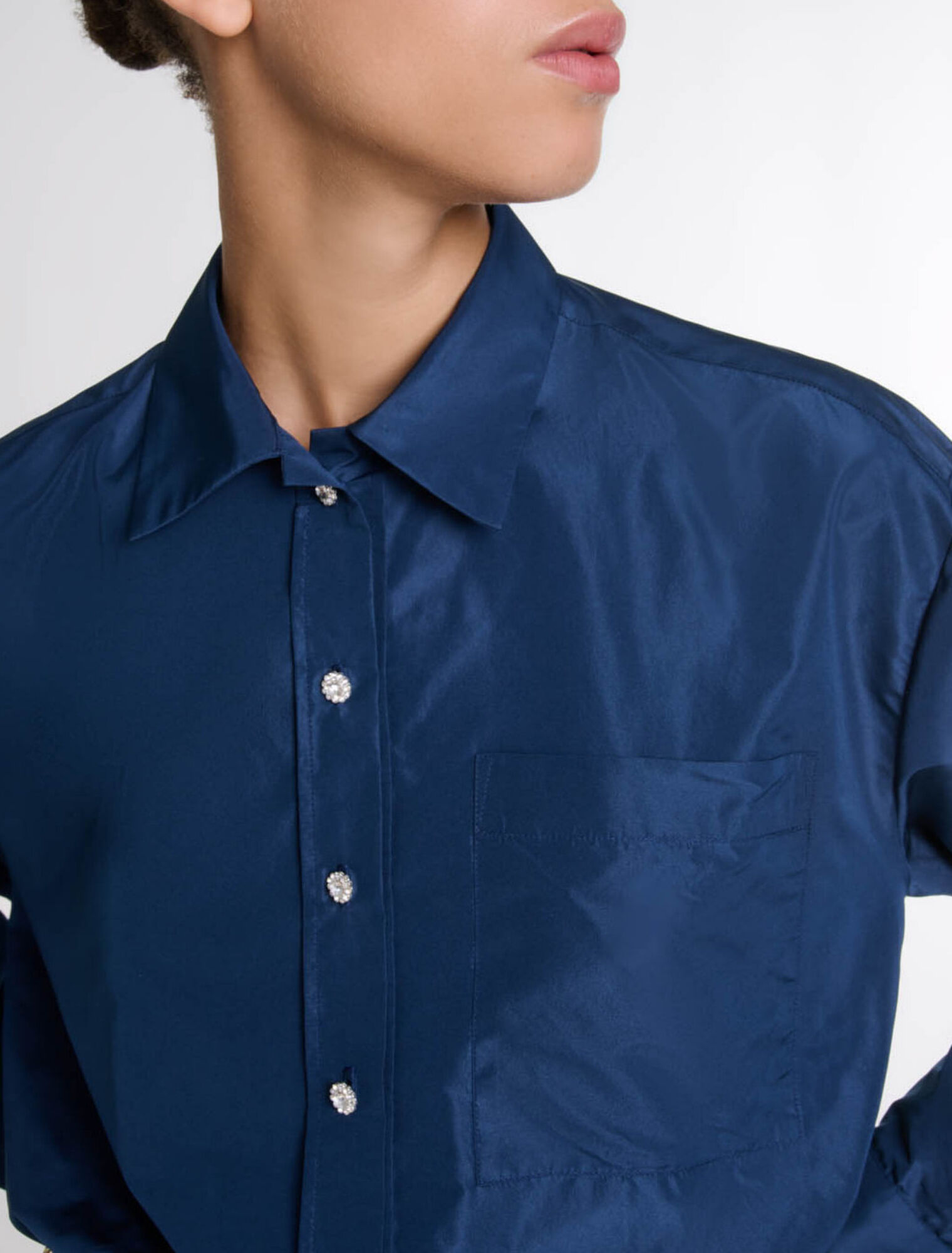 Cropped shirt