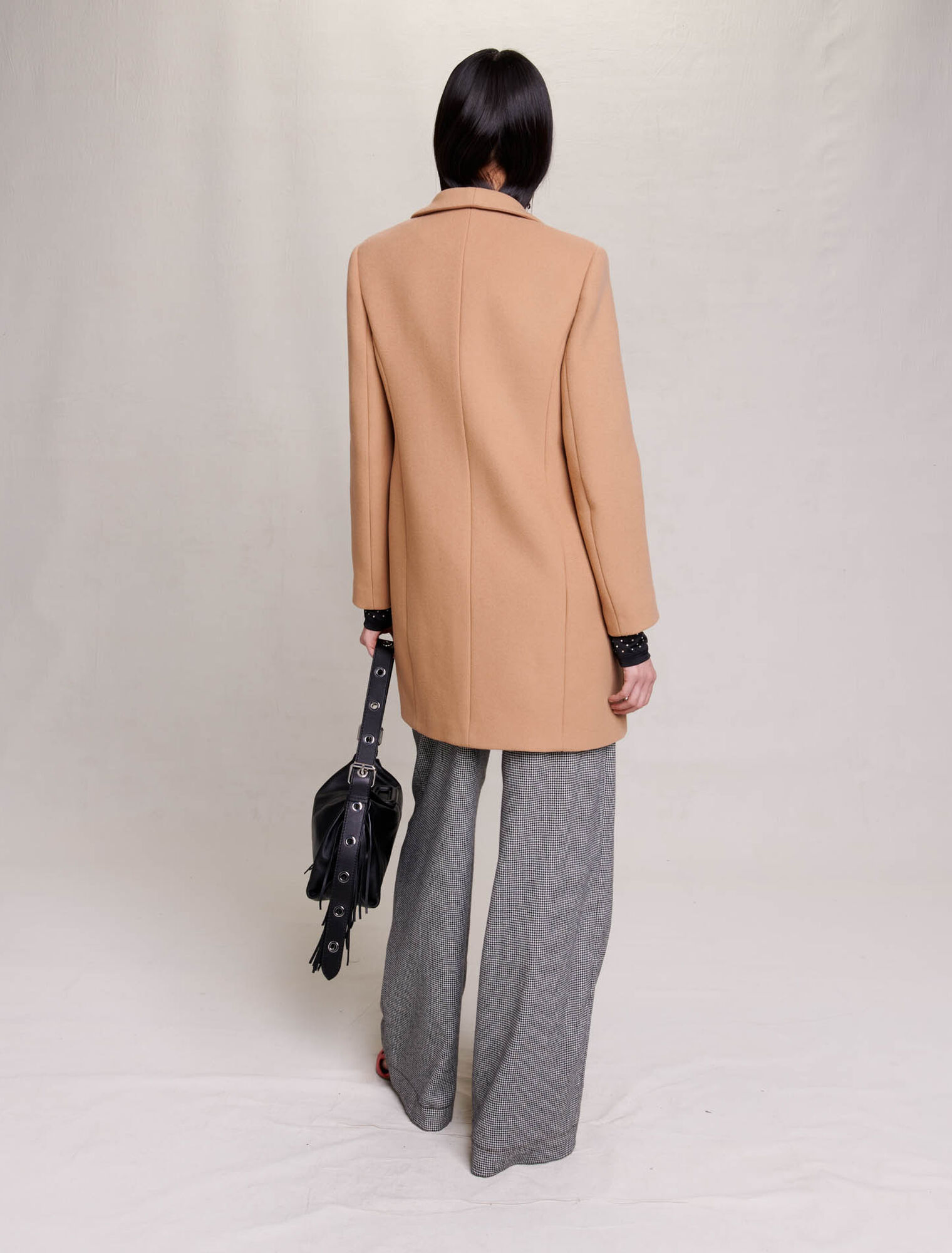 Structured mid-length coat