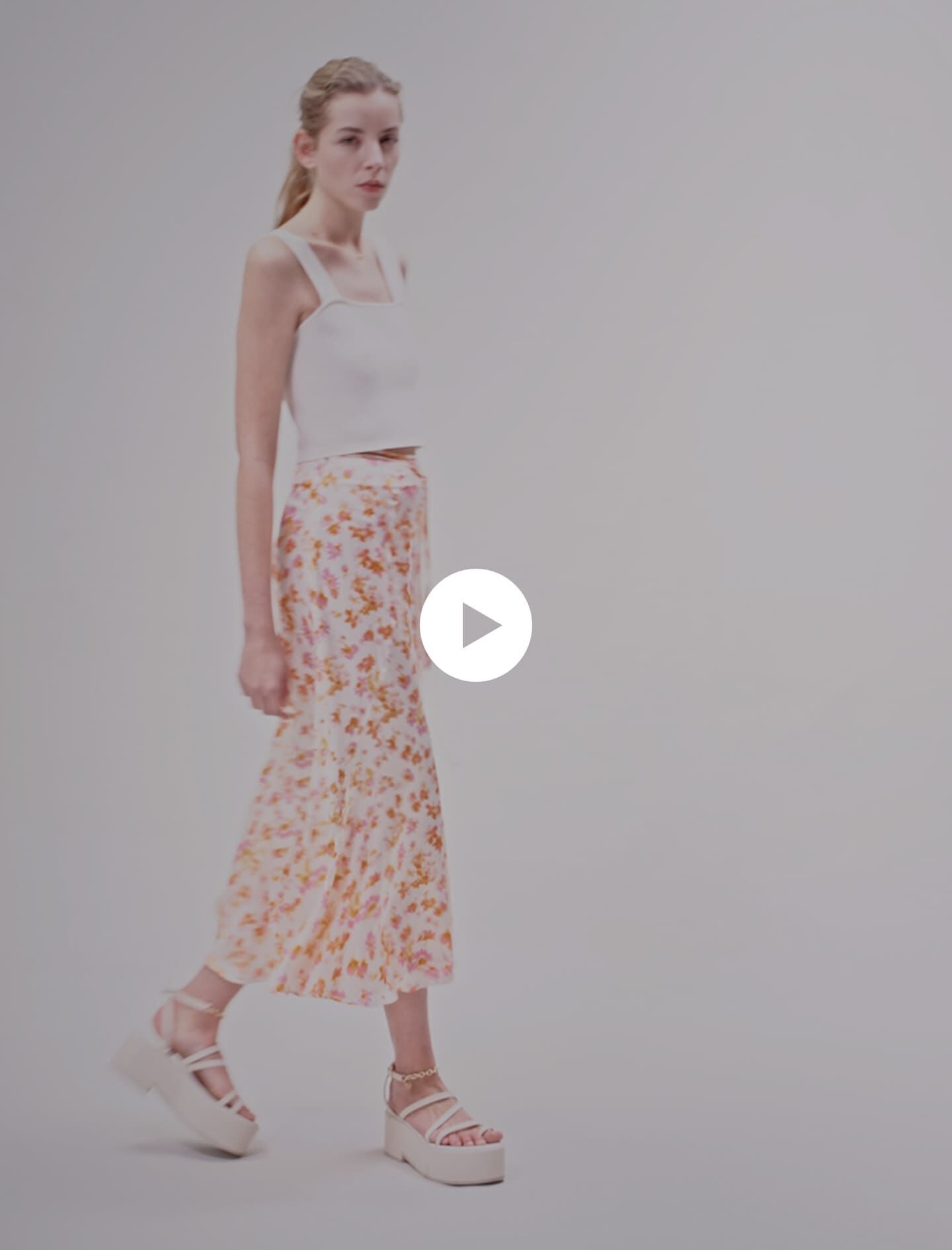 Satin-effect floral skirt - Skirts & Shorts | Maje