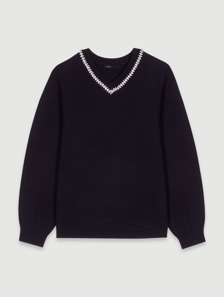 Knit jumper with rhinestone neck