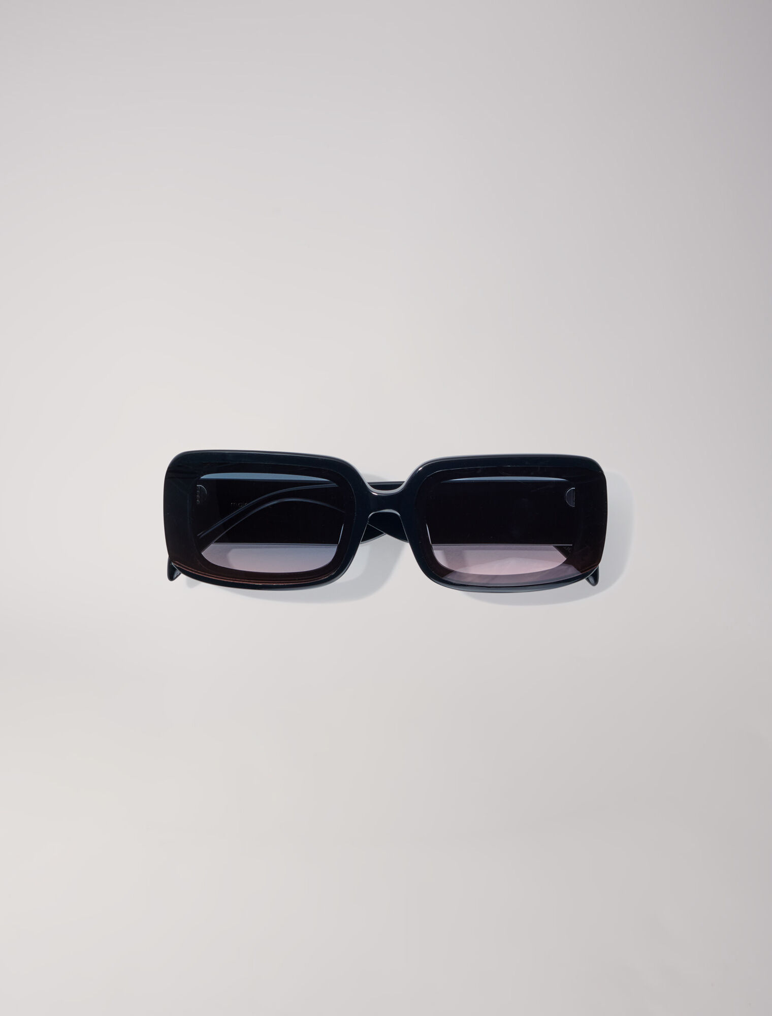 Acetate glasses with smoked lenses