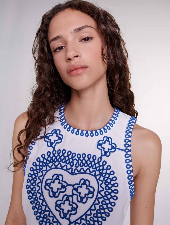 Fitted embroidered dress