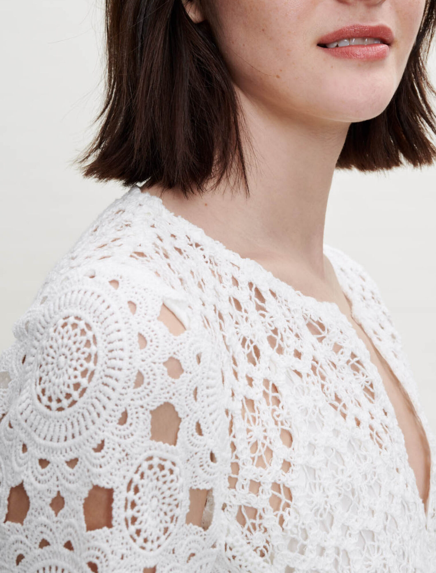 Straight guipure dress