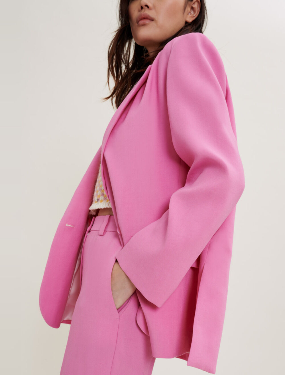 Fluid loose fitting tailored jacket