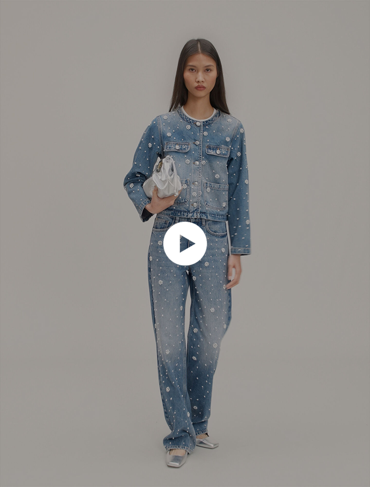 Wide-leg embroidered jeans