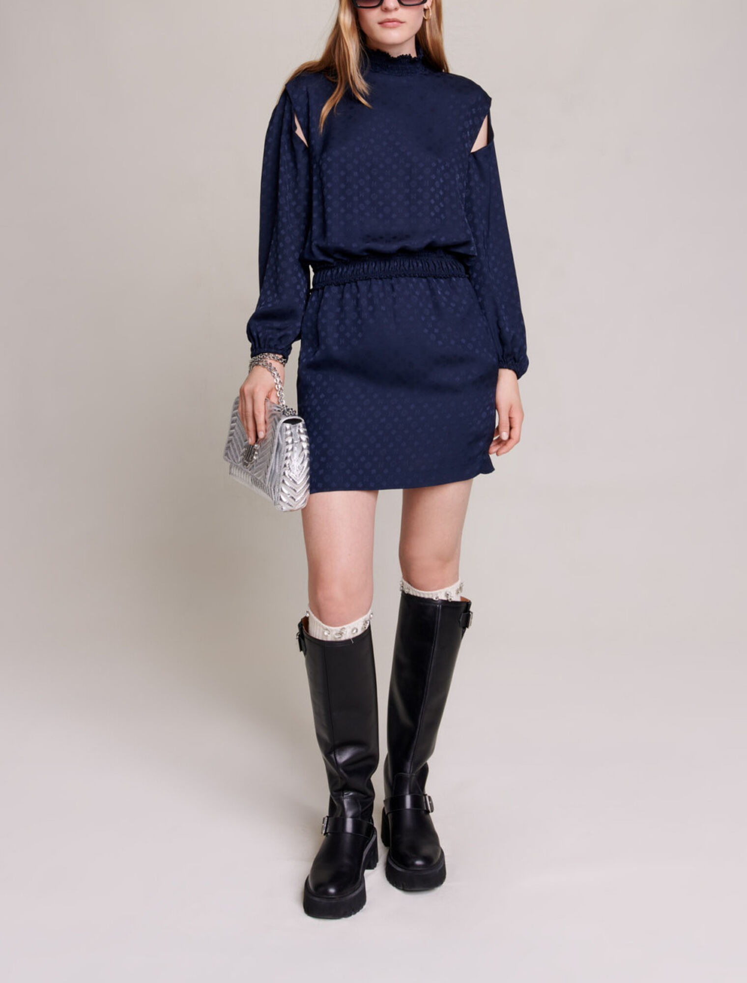 Short jacquard dress