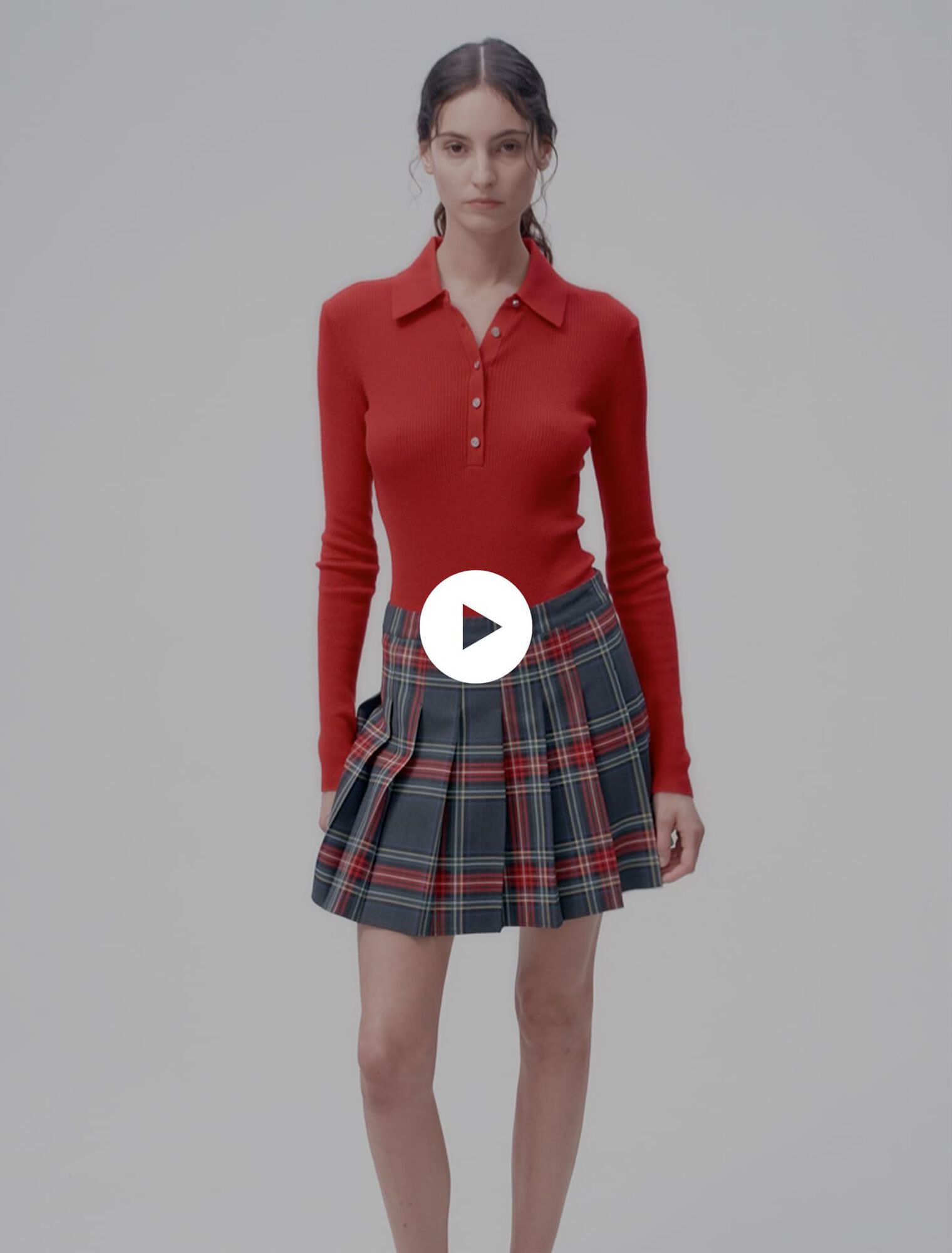 Short tartan print skirt