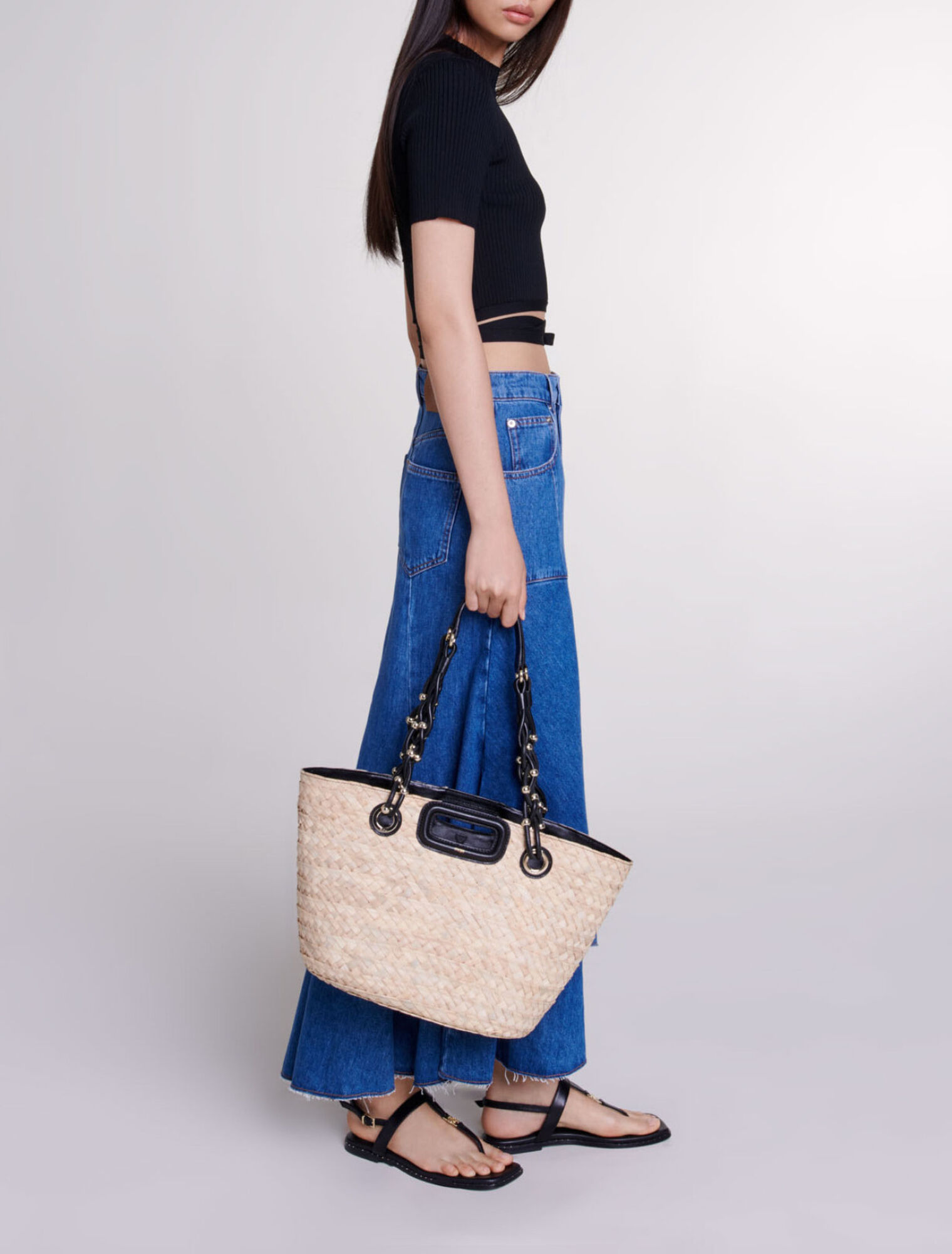 Criss-cross cropped top
