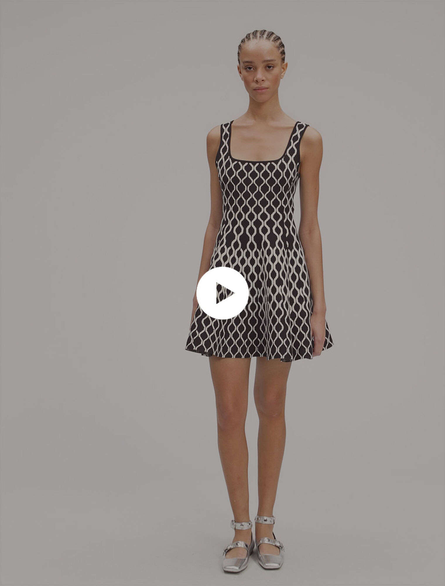 Mini patterned knit dress