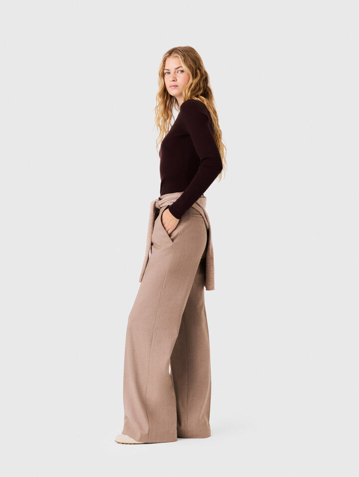 Second-skin round neck jumper