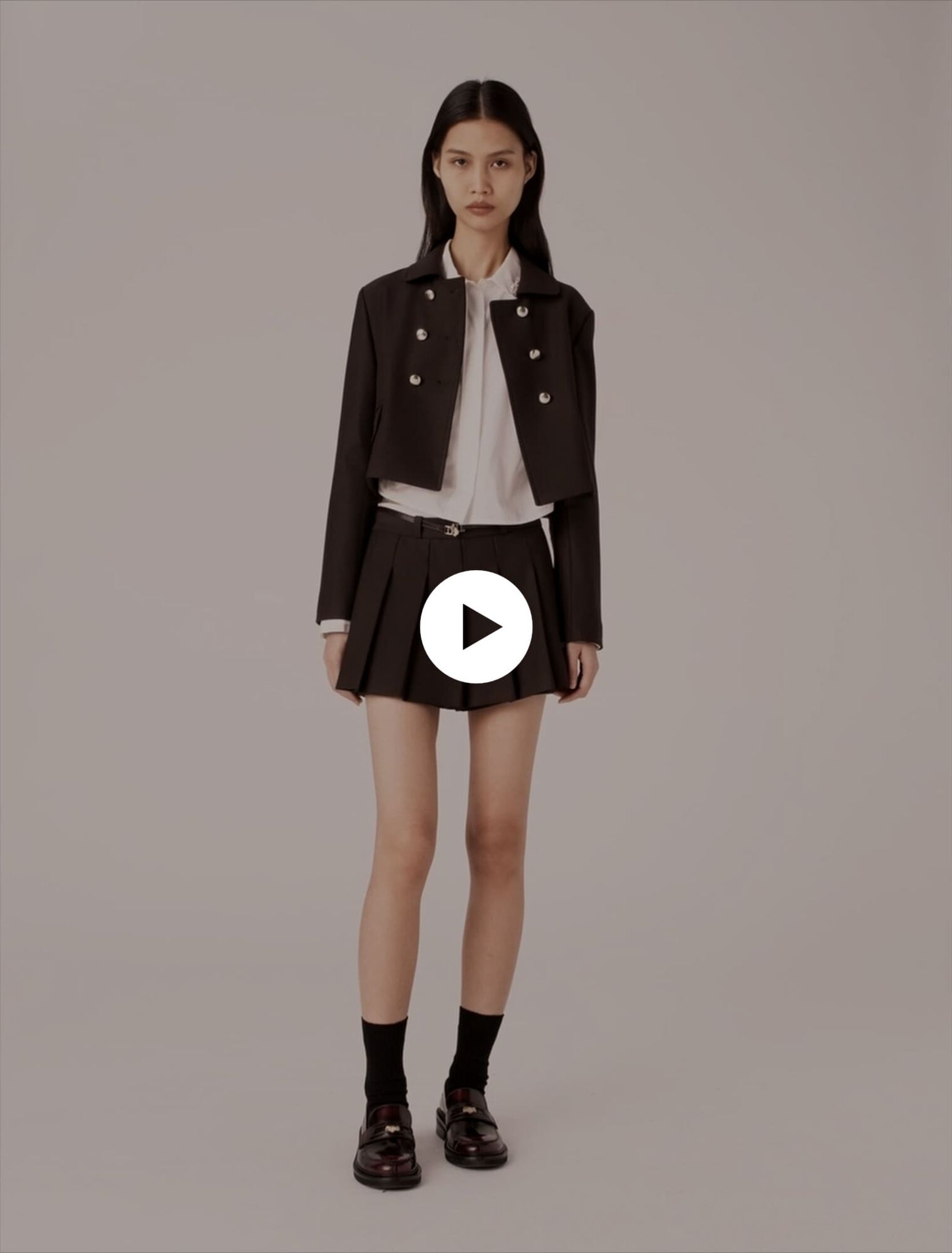 Short double-breasted jacket