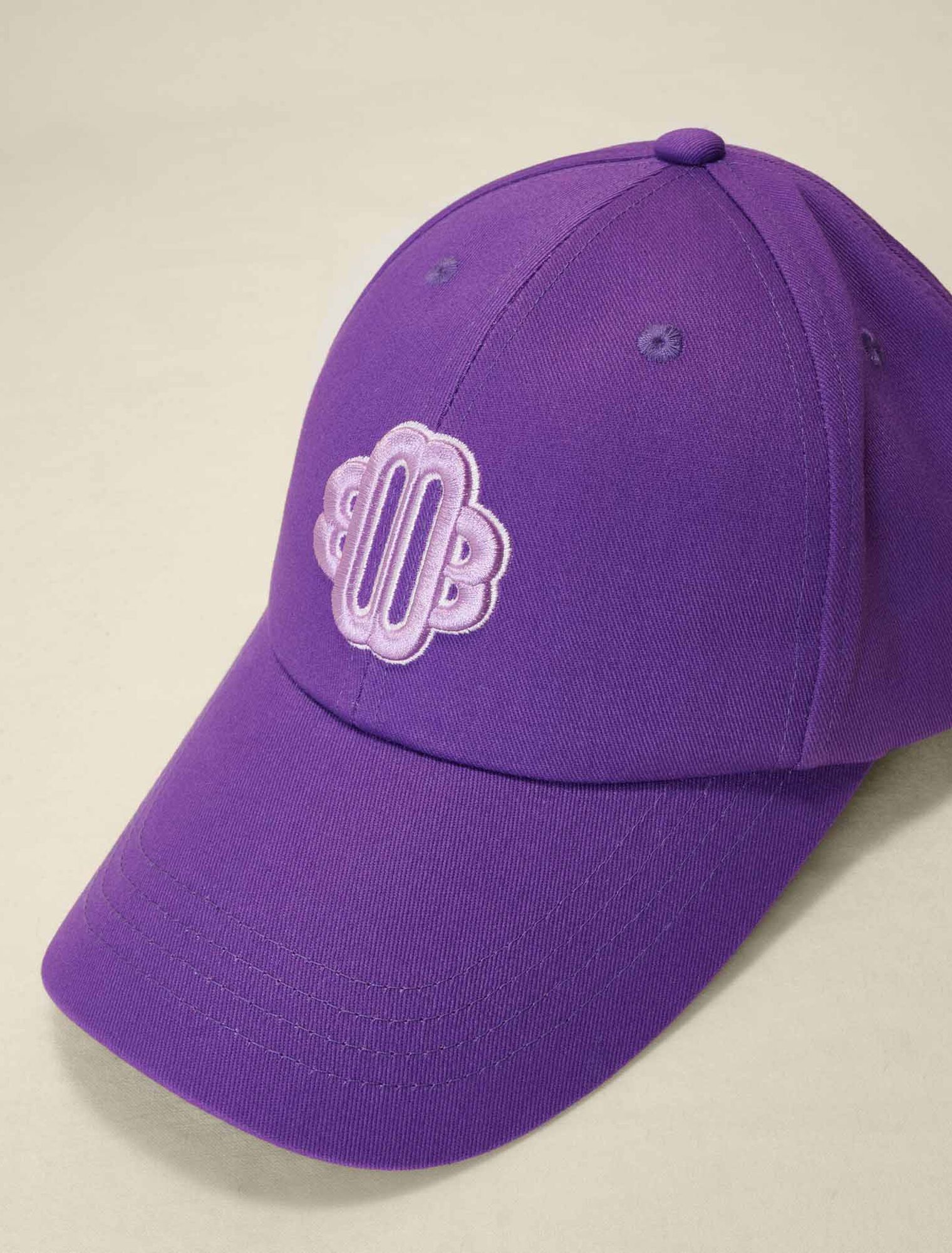 Clover logo cotton cap