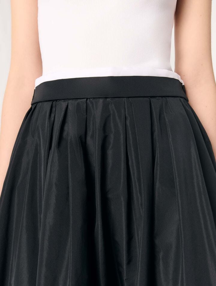 maxi skirt with contrast waistband