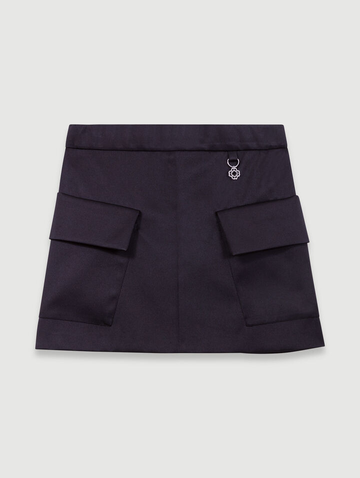 Short satin skirt