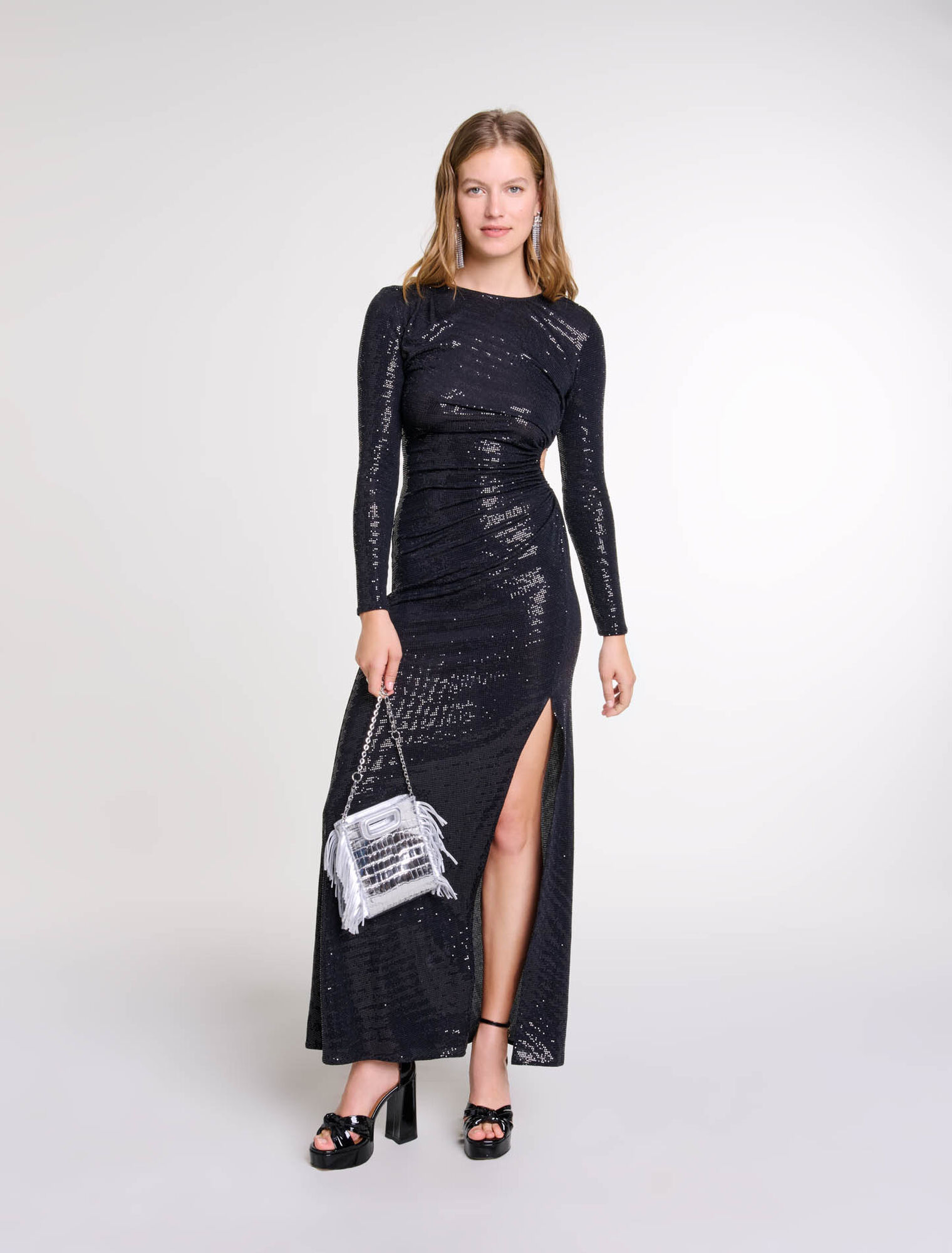 Long sequinned dress