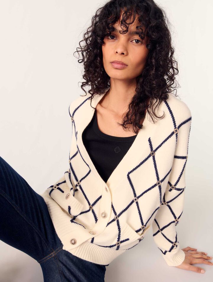 Diamond pattern knitted cardigan