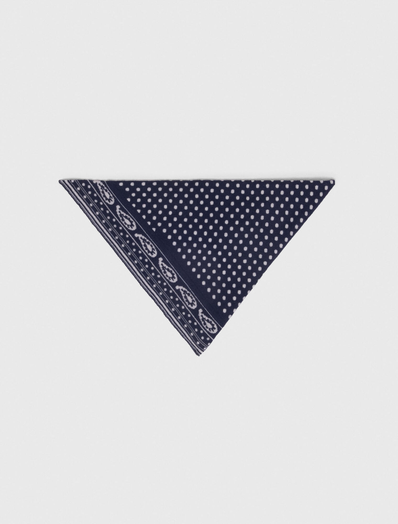 Reversible triangle scarf