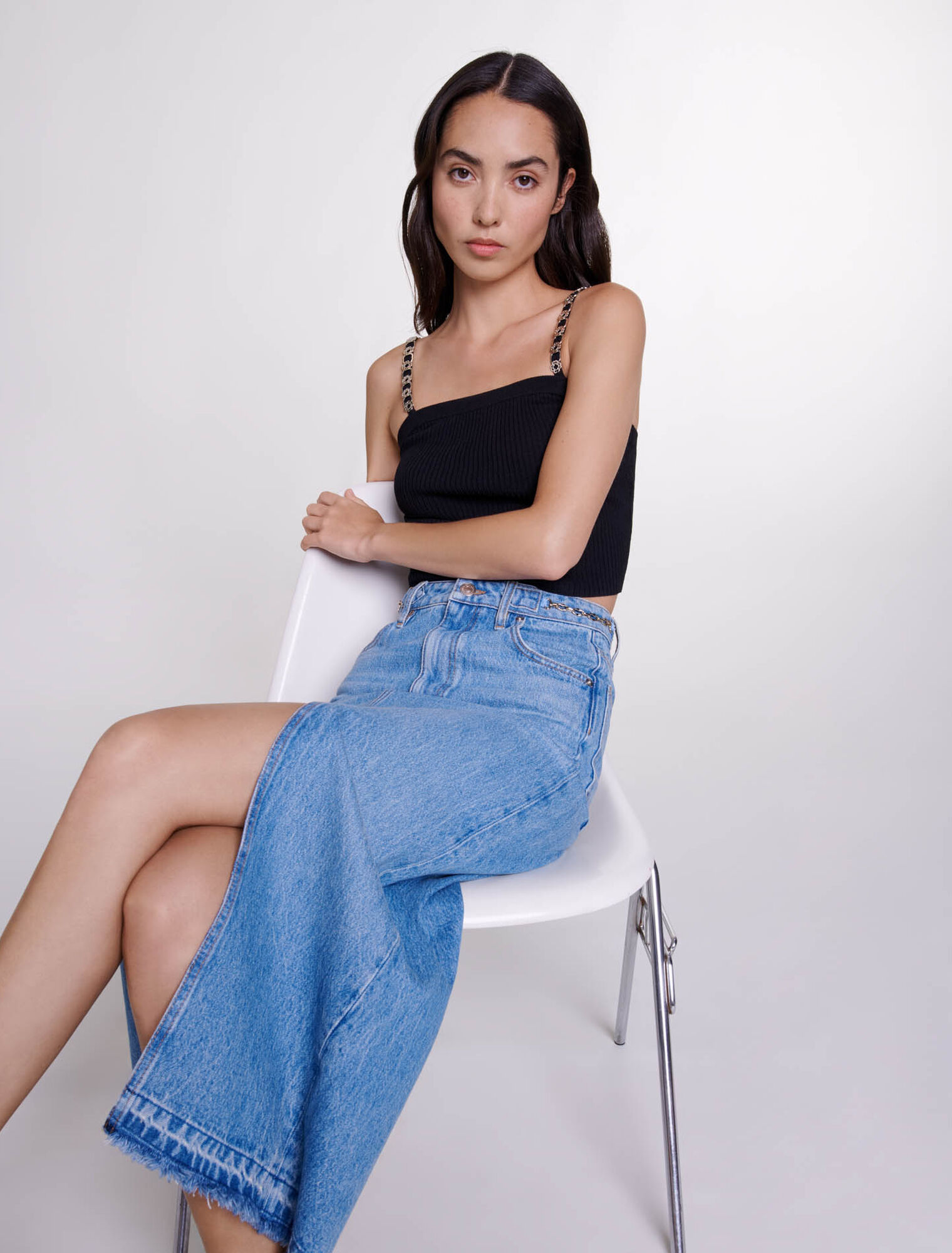 Crop top with removable straps