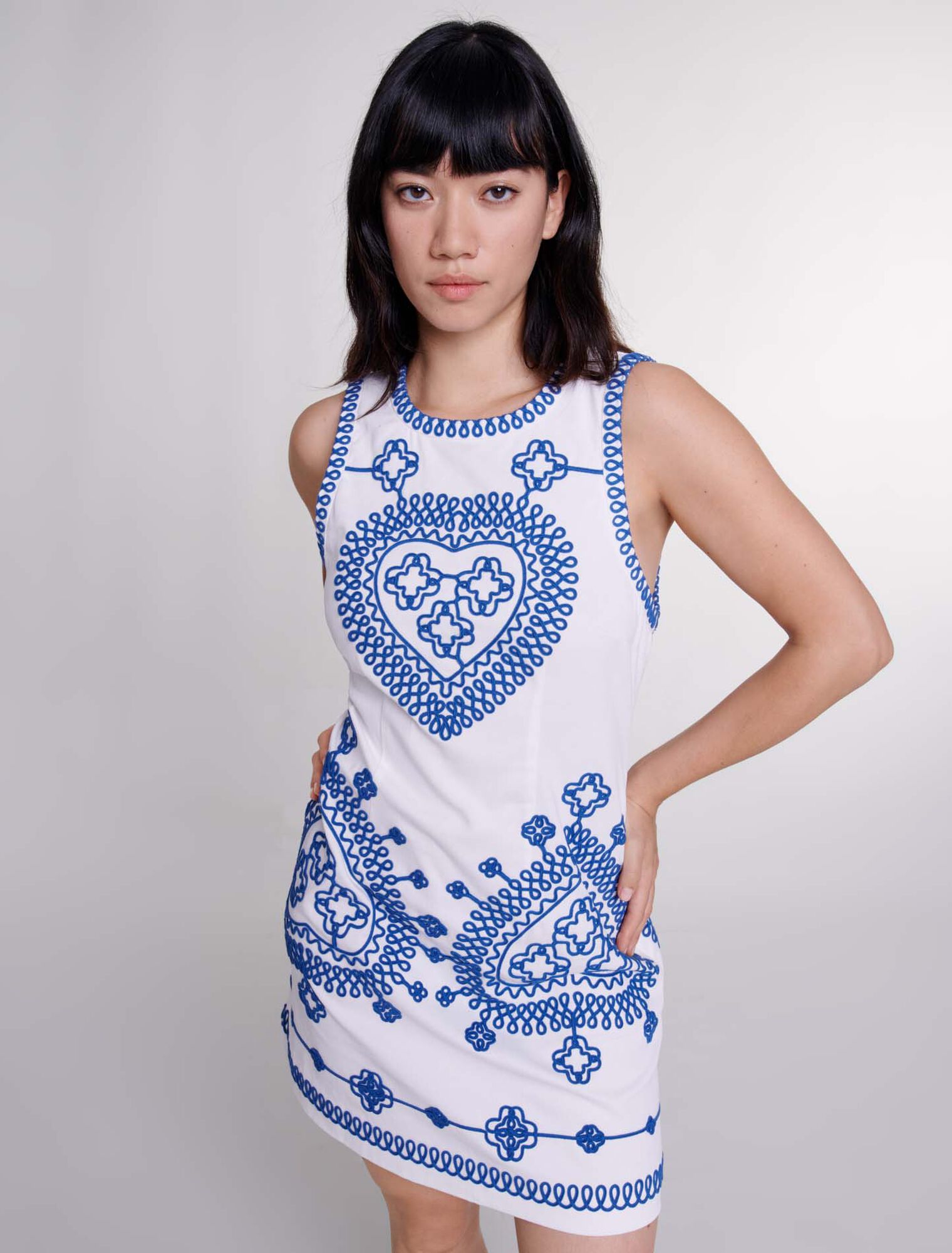 Fitted embroidered dress
