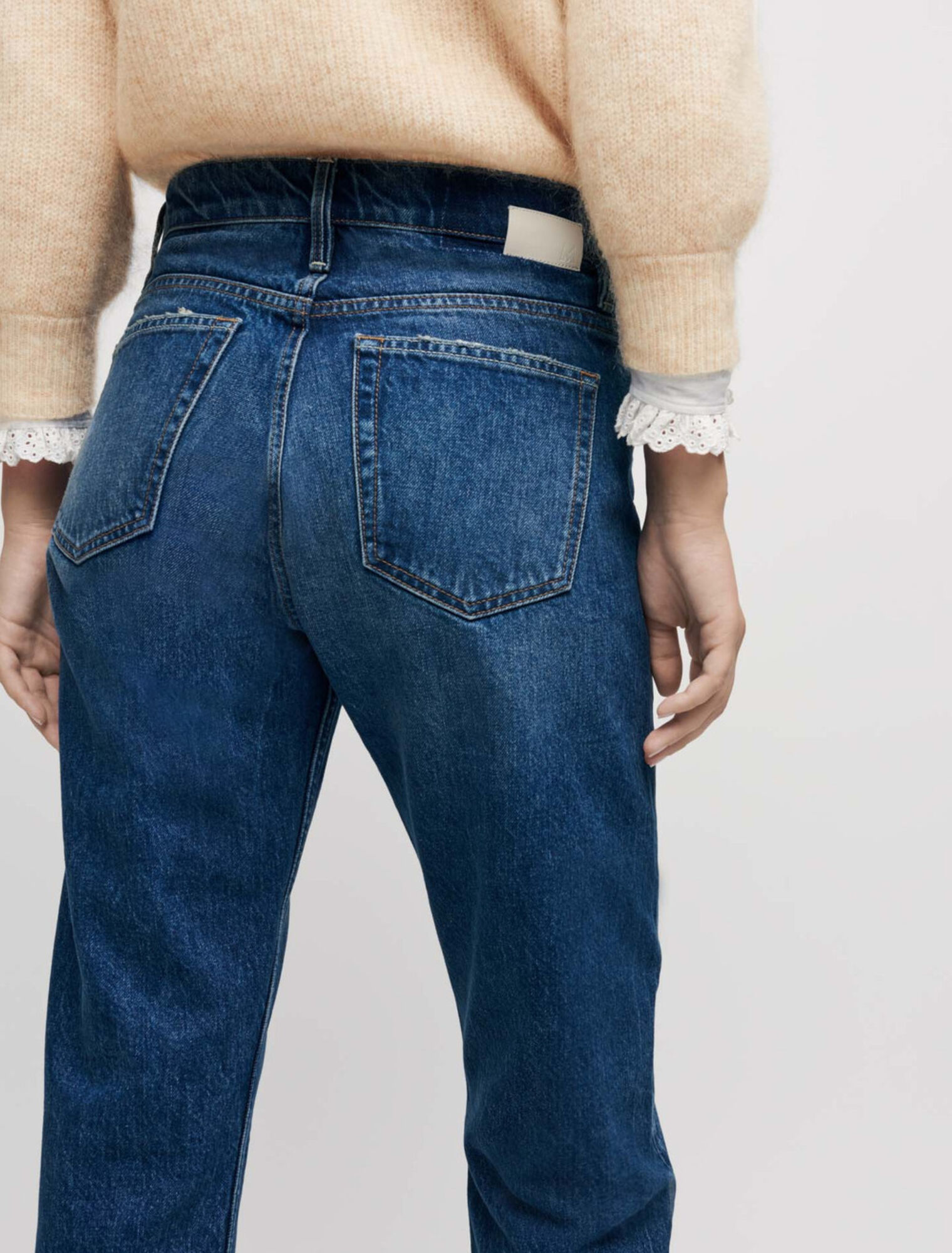 High-waisted straight-cut jeans