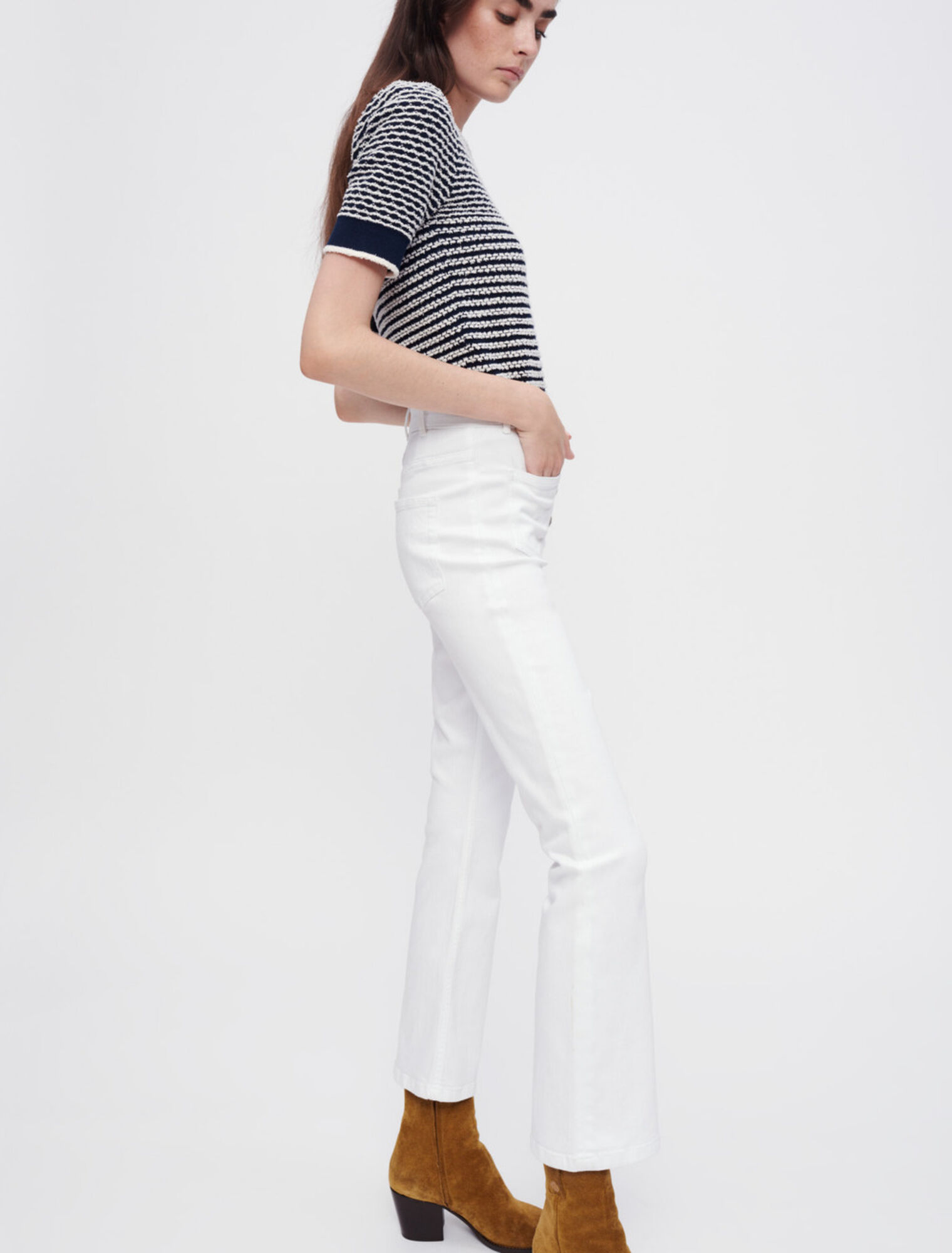 Flared jeans with pockets