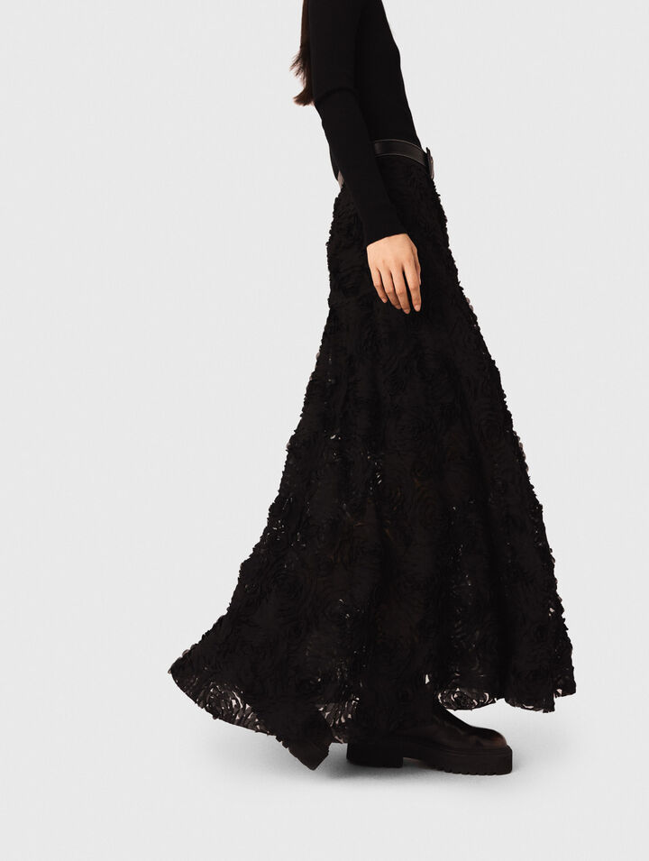 Long embroidered skirt