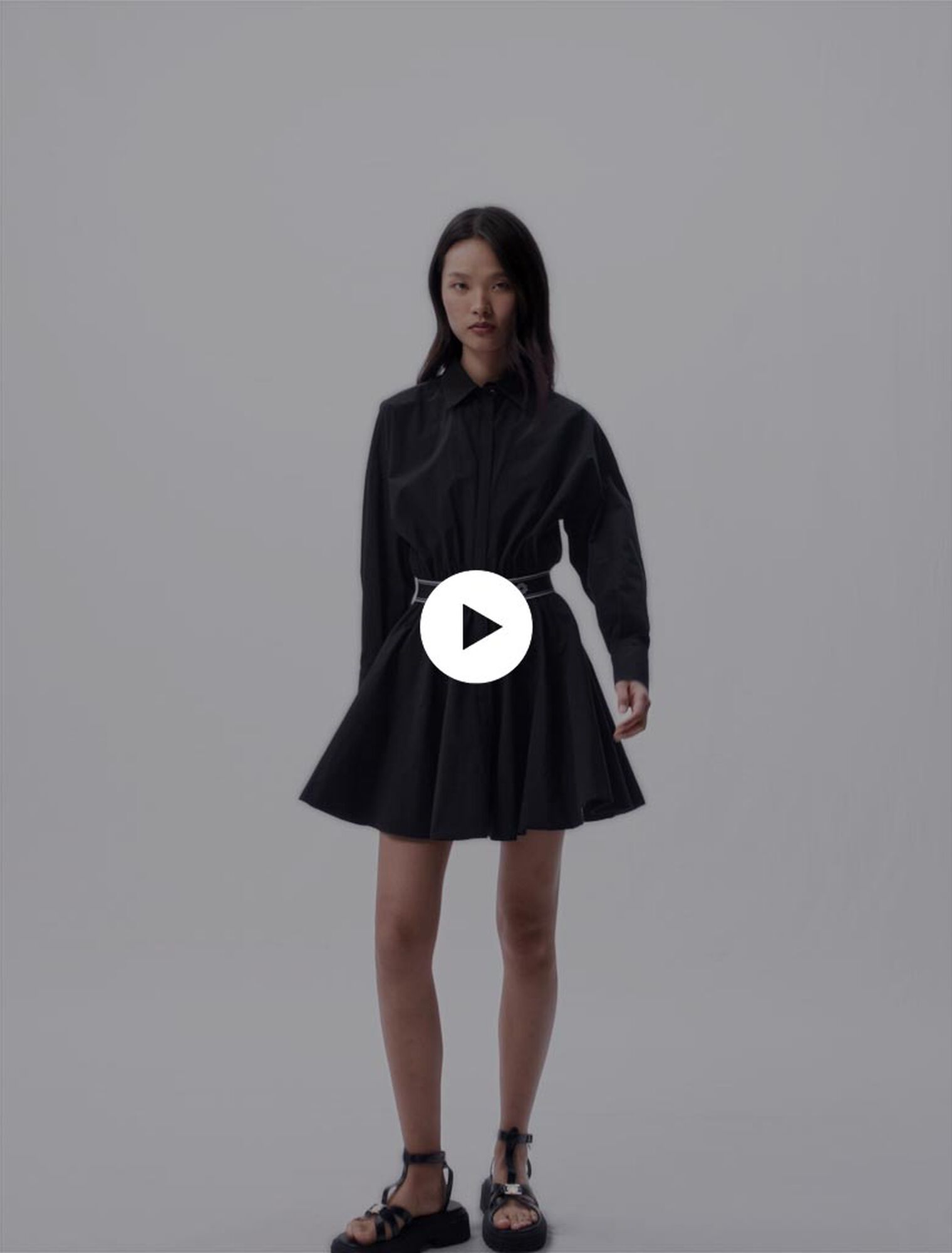 Short elasticated shirt dress