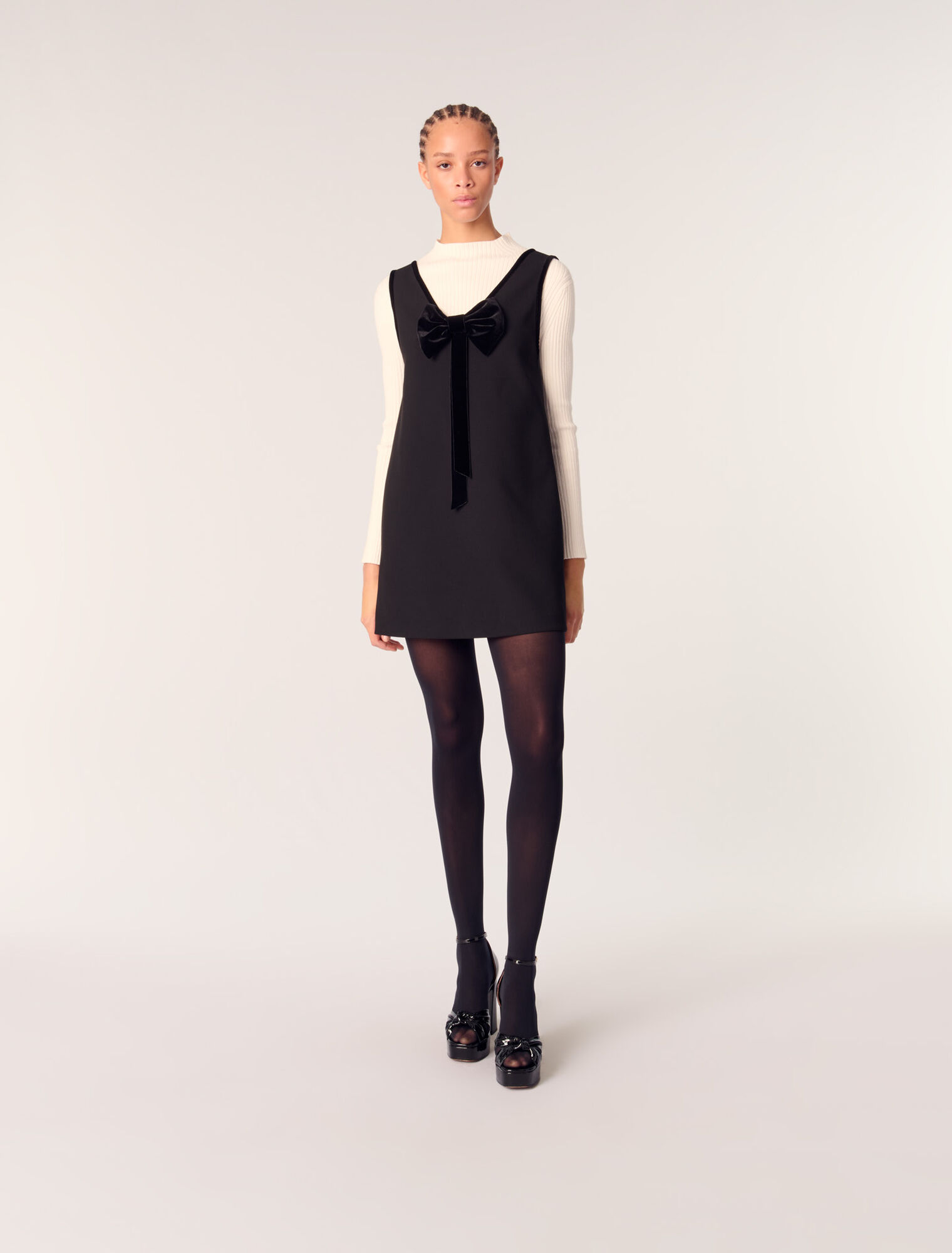 Pinafore mini dress with velvet collar