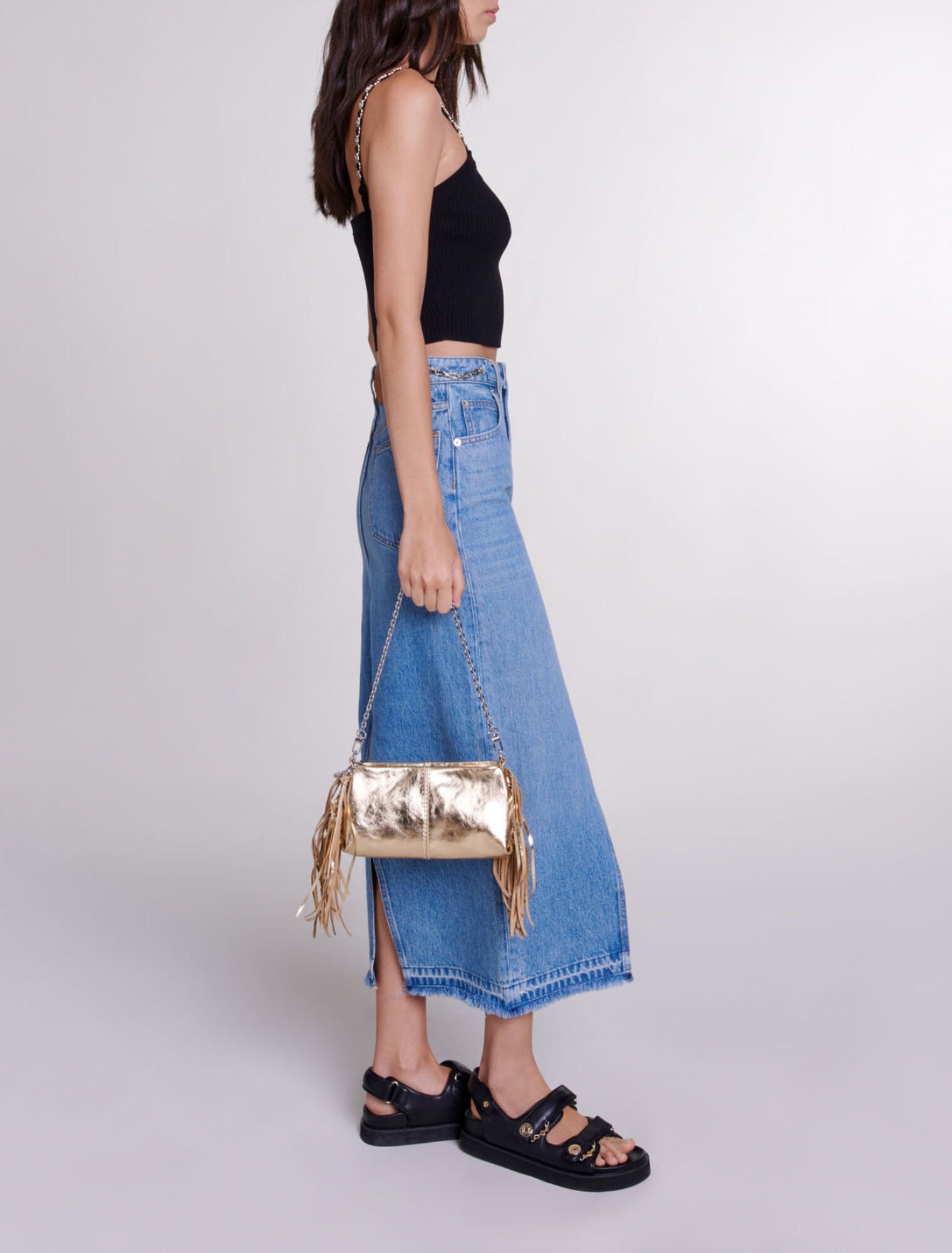 Crop top with removable straps