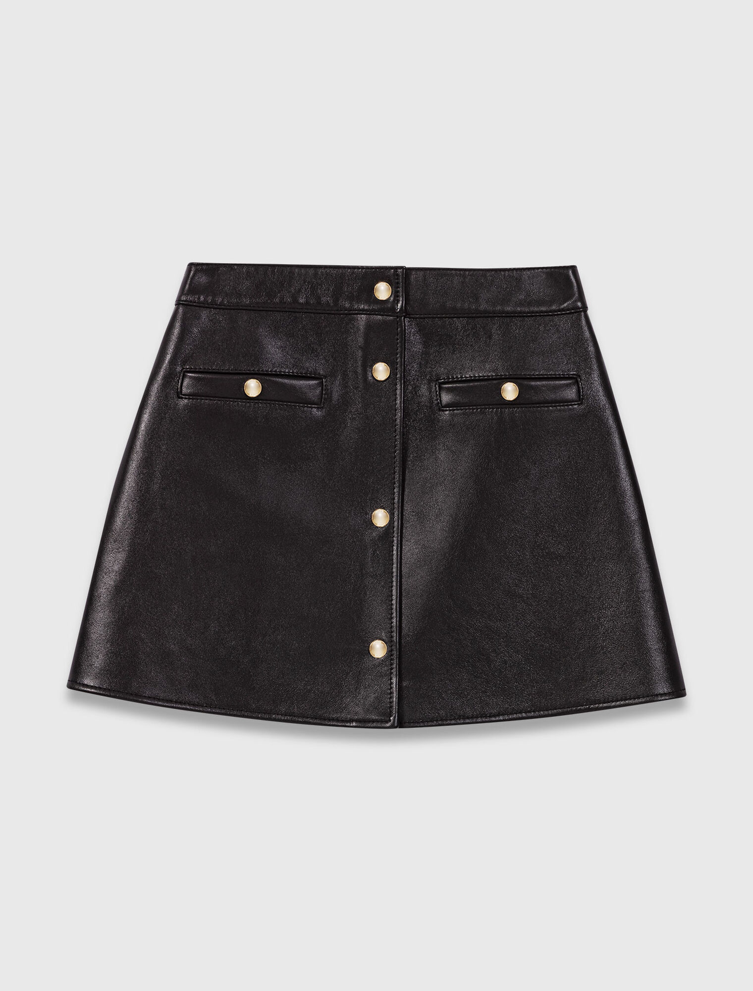 Short leather skirt