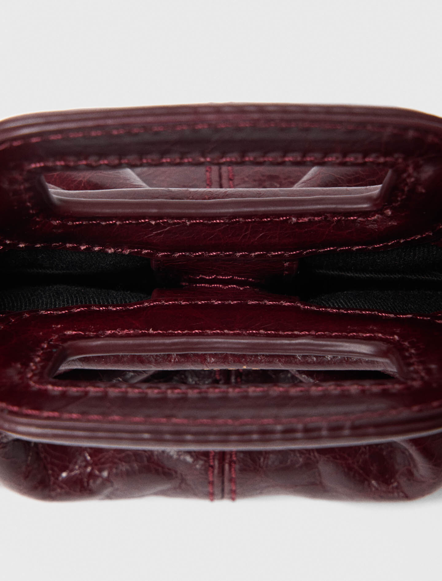 Crackled leather Milpli mini Clutch Red For Women | Maje