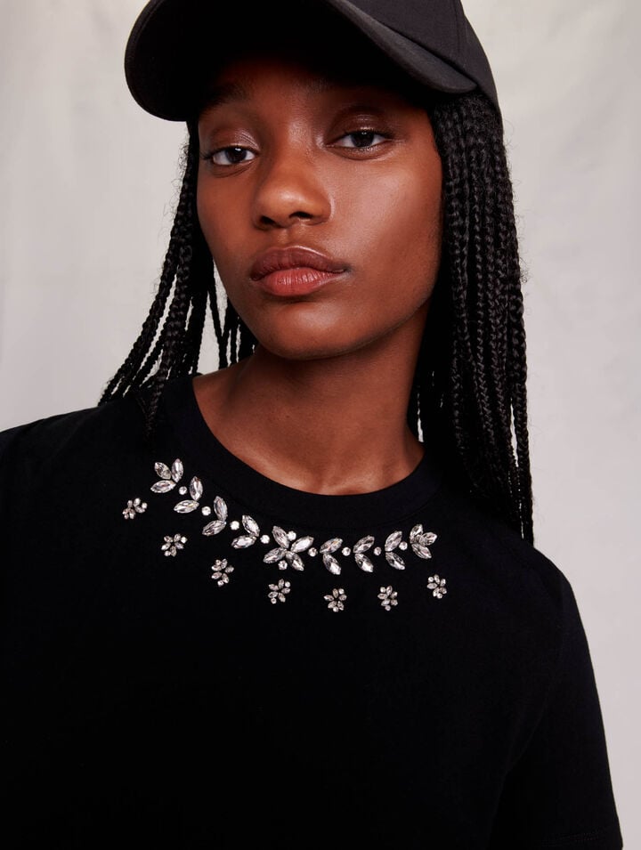 100% cotton T-shirt with rhinestones