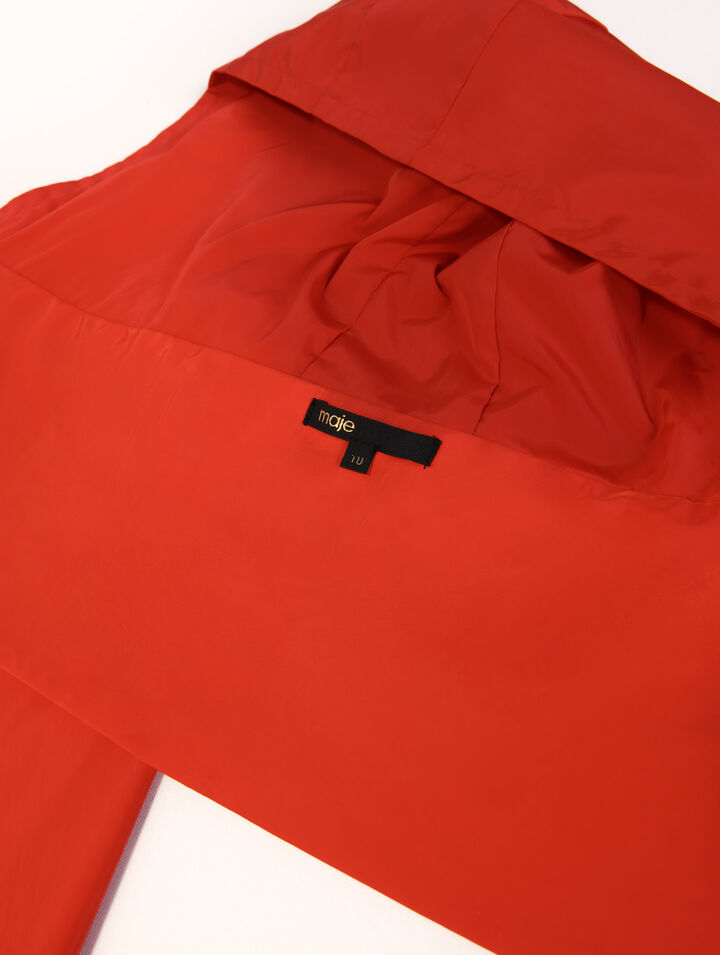 Retractable scarf hood