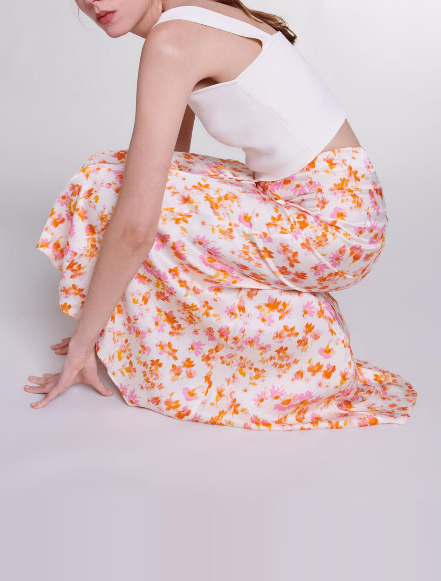 Satin-effect floral skirt