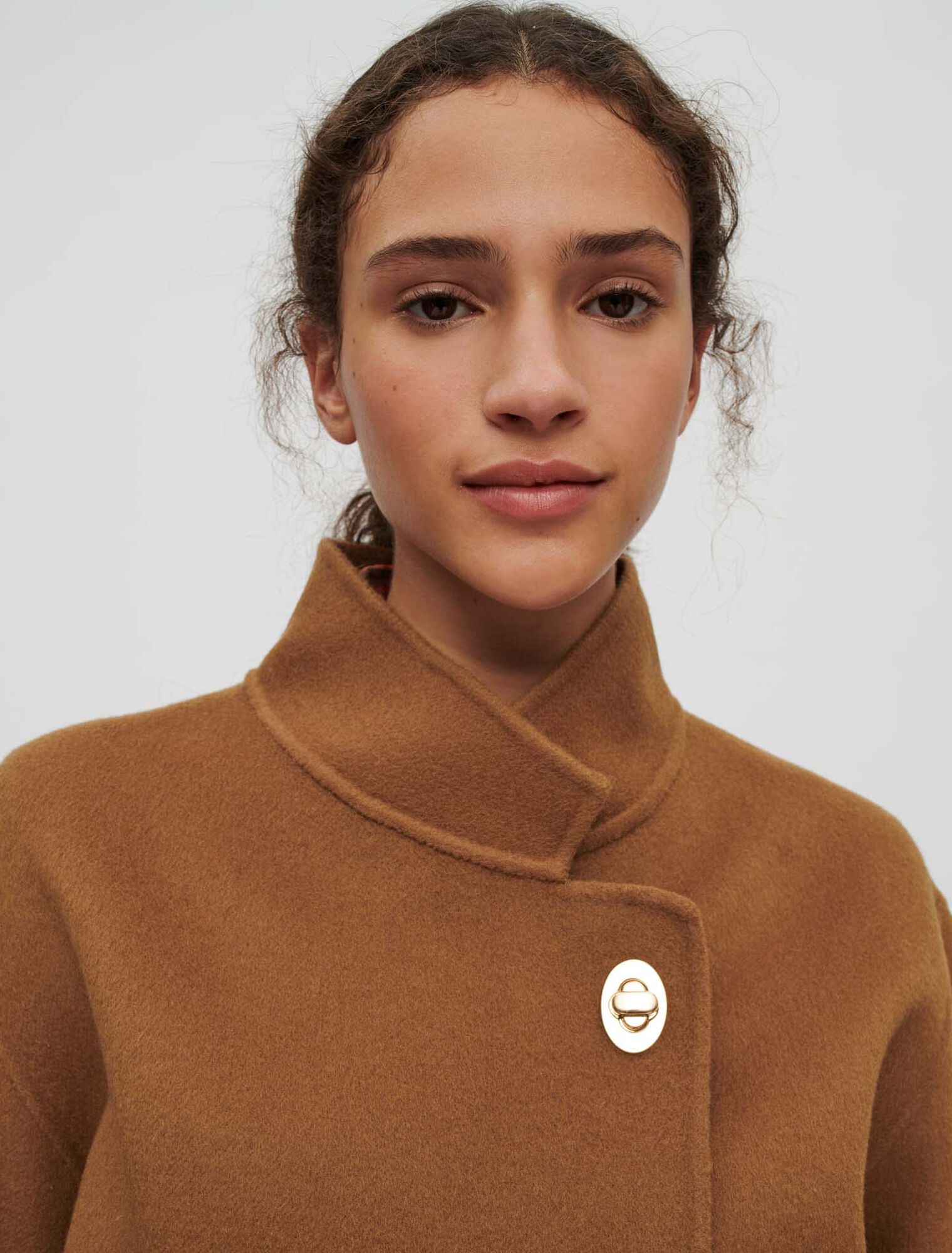 Smooth double-faced jacket with belt