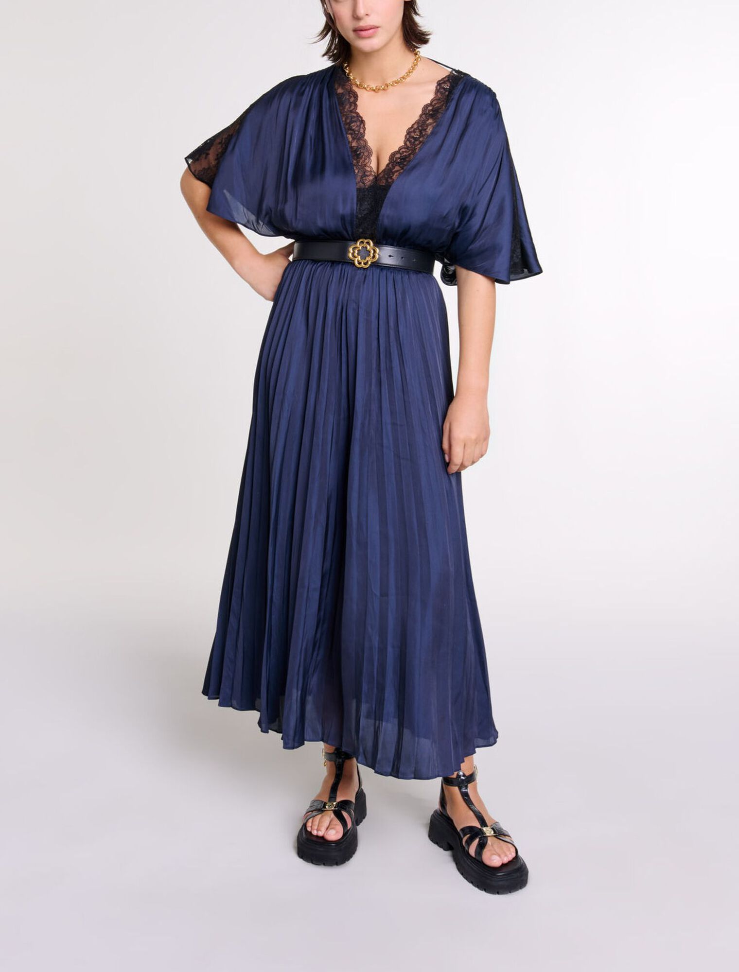 Pleated maxi dress with lace