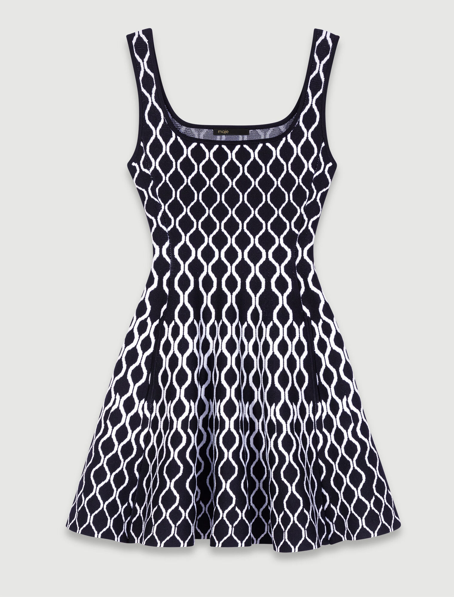 Mini patterned knit dress