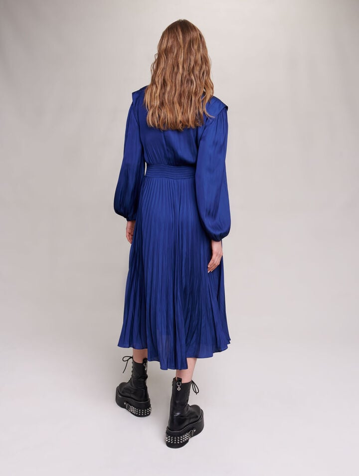 Pleated and satiny midi dress