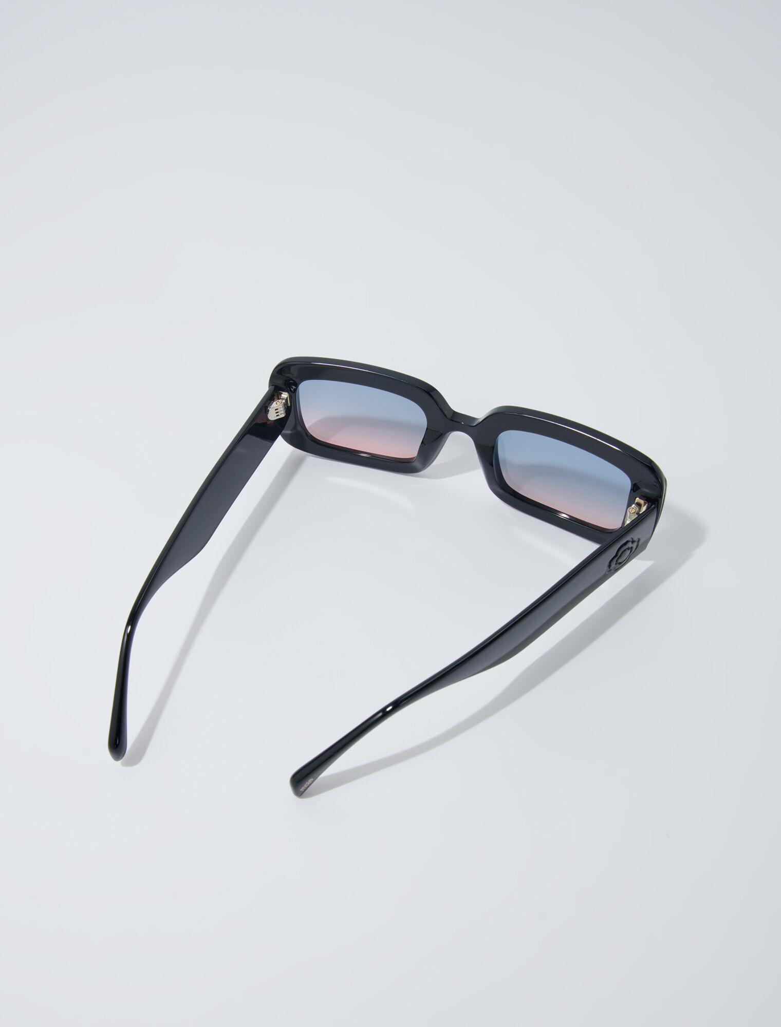 Acetate glasses with smoked lenses