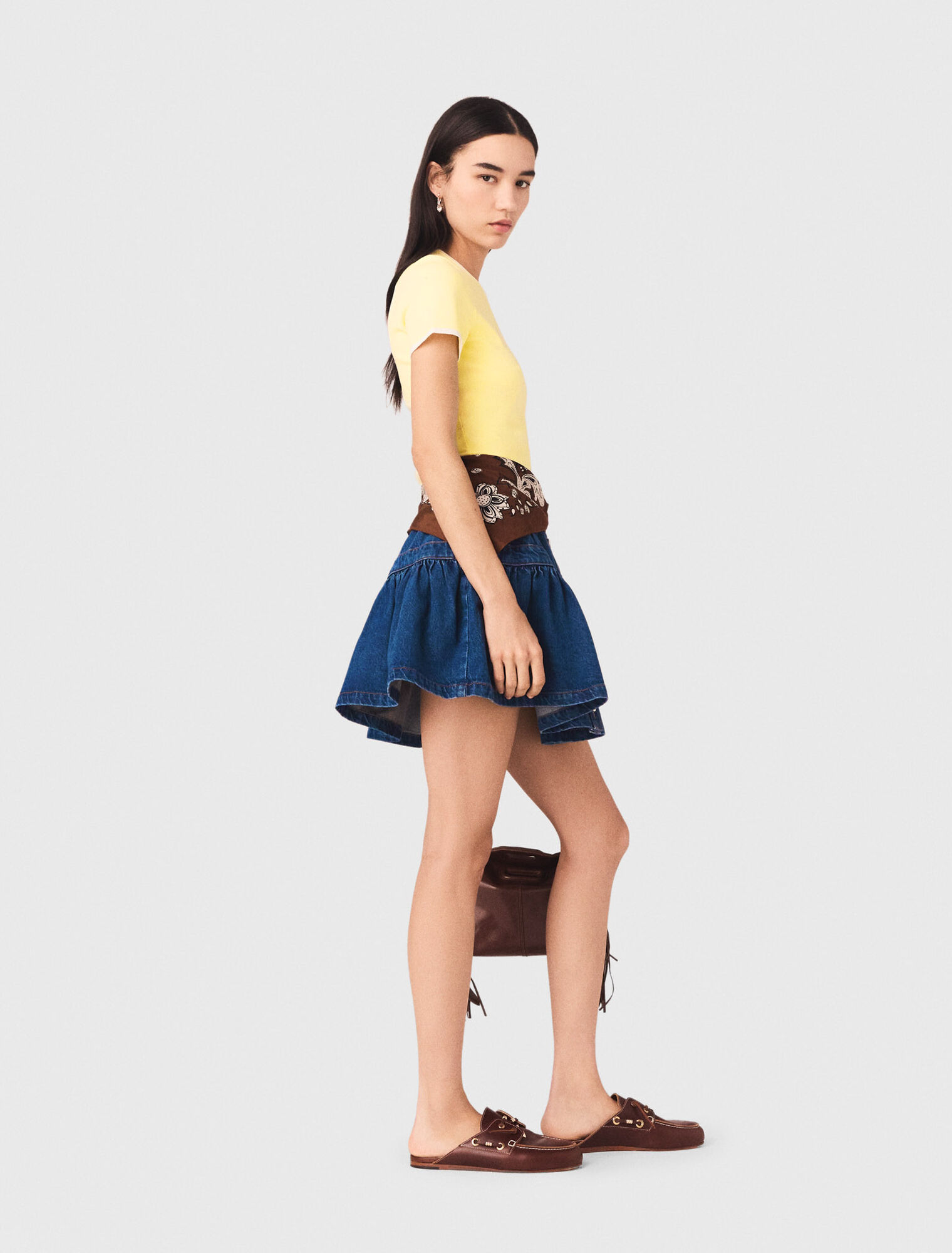 Round back cut-out sweater