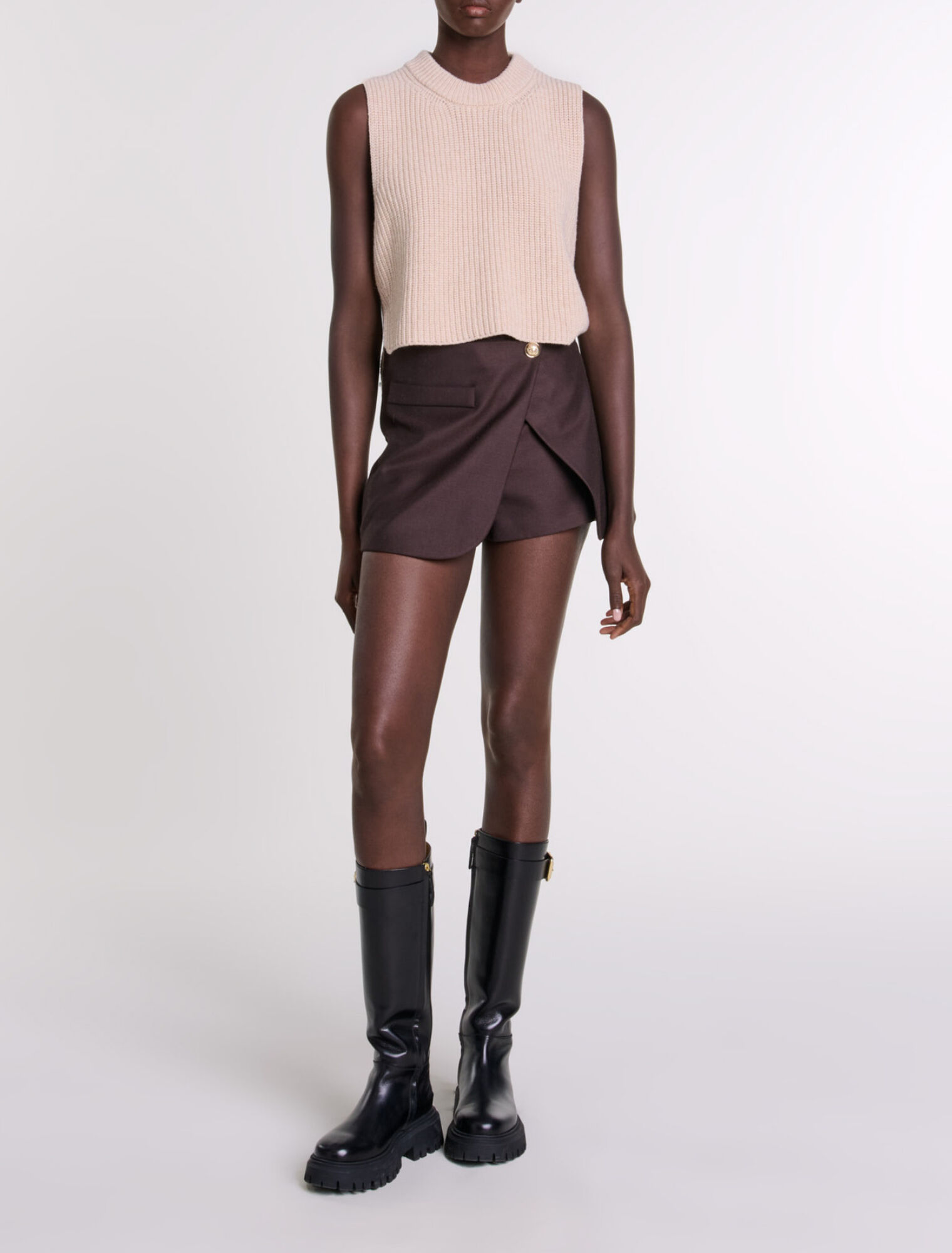 Sleeveless wool jumper