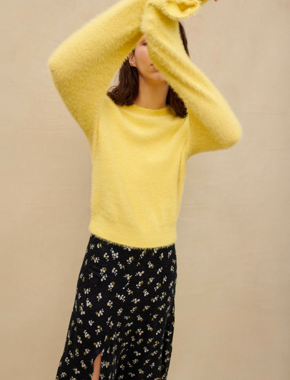 MAJE 売れ筋商品|||マージュ ニット&セーター アウター レディース Sweaters Yellow Jewellery collar cropped sweater Yellow / Orange for Women