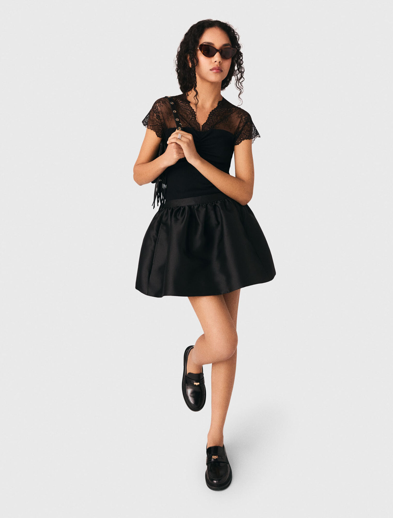 Jersey top with lace trim