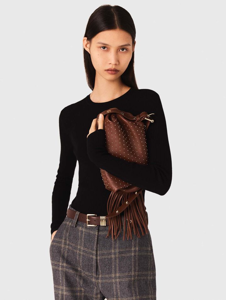 Second-skin round neck jumper